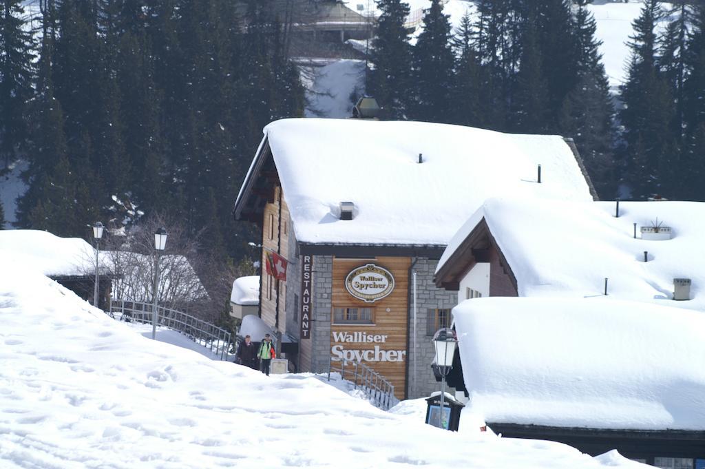 Swiss Chalet-Style Hotel Walliser Spycher Riederalp Kamer foto