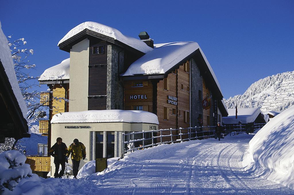 Swiss Chalet-Style Hotel Walliser Spycher Riederalp Buitenkant foto