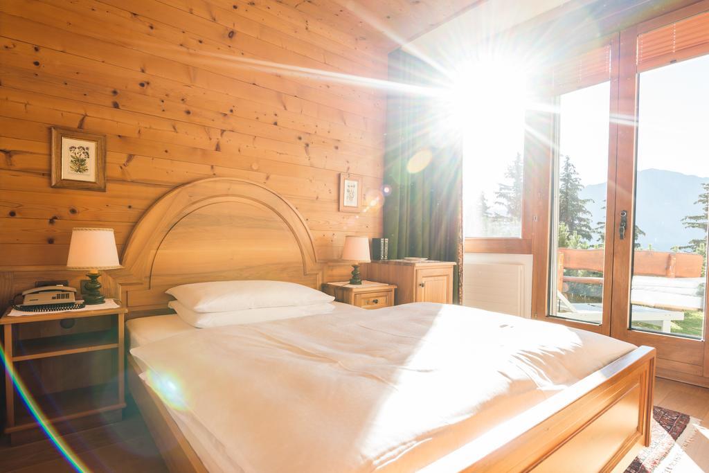 Swiss Chalet-Style Hotel Walliser Spycher Riederalp Buitenkant foto