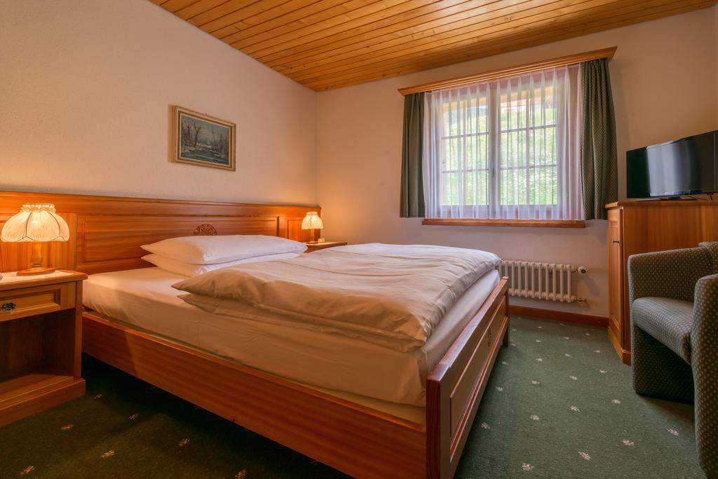 Swiss Chalet-Style Hotel Walliser Spycher Riederalp Buitenkant foto