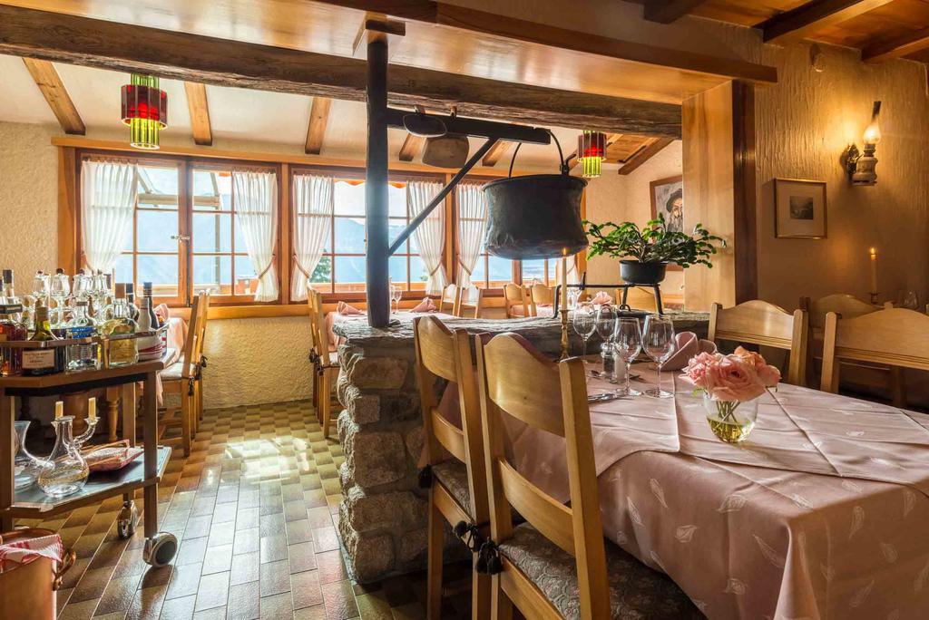 Swiss Chalet-Style Hotel Walliser Spycher Riederalp Buitenkant foto