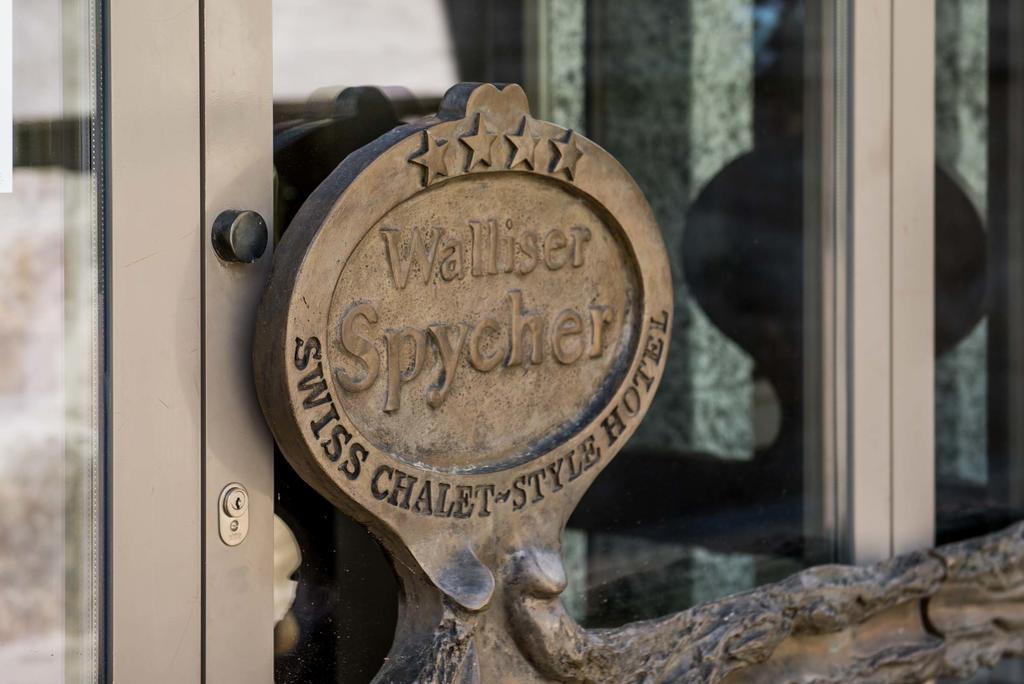 Swiss Chalet-Style Hotel Walliser Spycher Riederalp Buitenkant foto