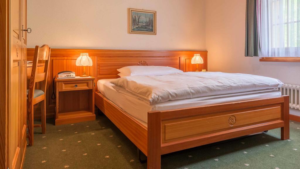 Swiss Chalet-Style Hotel Walliser Spycher Riederalp Buitenkant foto