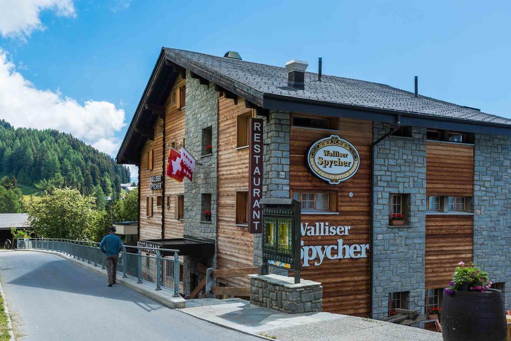 Swiss Chalet-Style Hotel Walliser Spycher Riederalp Buitenkant foto
