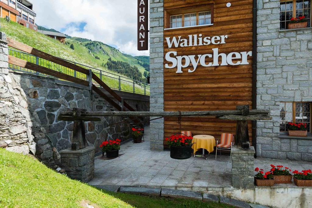 Swiss Chalet-Style Hotel Walliser Spycher Riederalp Buitenkant foto